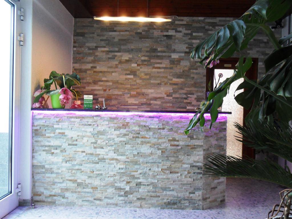 וייטרשטאדט Hotel Linnert מראה חיצוני תמונה